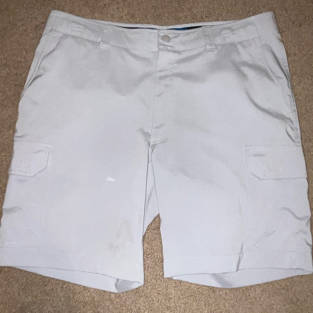 Dress shorts white. Size 38